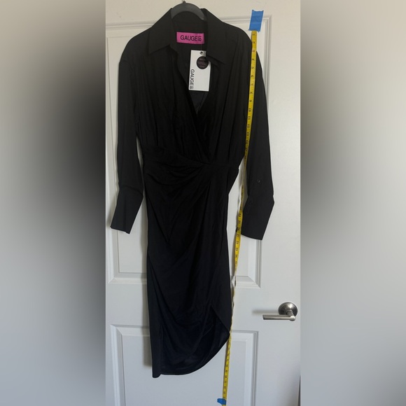 GAUGE81 gathered-front shirt dress Size Medium - Picture 13 of 17